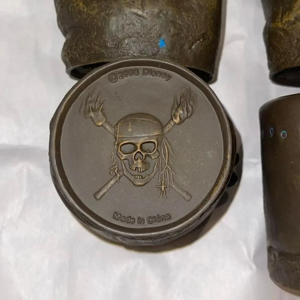 Lot of 4 Pirates of the Caribbean Dead Man's Chest Pirate's Dice Shaker Cups